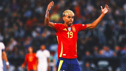 Imagen de tendencia de la Liga de las Naciones: Lamin Yamal superando a otros competidores Balon D'R: 'Hablar sobre el campo'